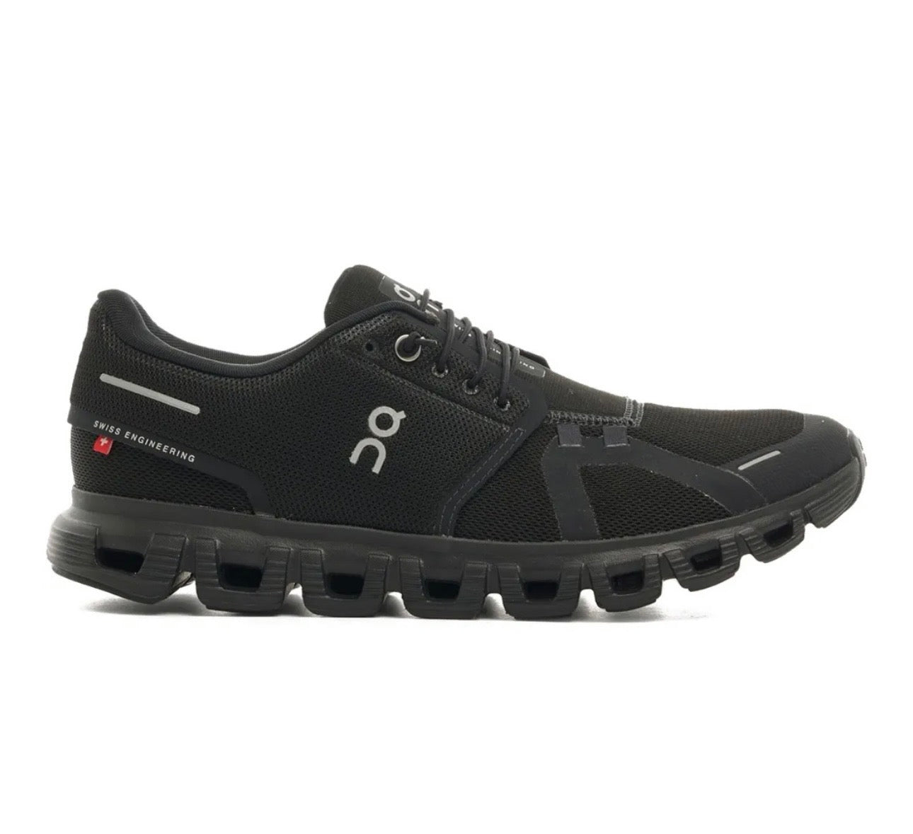 On Cloud 5 Triple Black