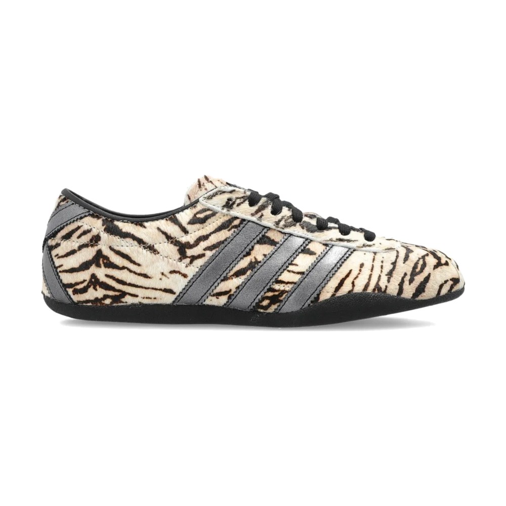 10226011832599-0 נעלי Adidas Tokyo leopard grey