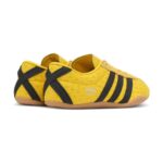 נעלי Adidas Tokyo yellow black