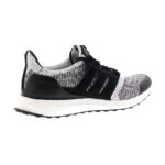 נעלי Adidas Ultra Boost Black White - דגם 2
