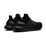 נעלי Adidas Ultra Boost Black - דגם 2