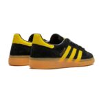 נעלי Adidas spezial Black & yellow