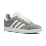 נעלי Adidas gazelle Grey