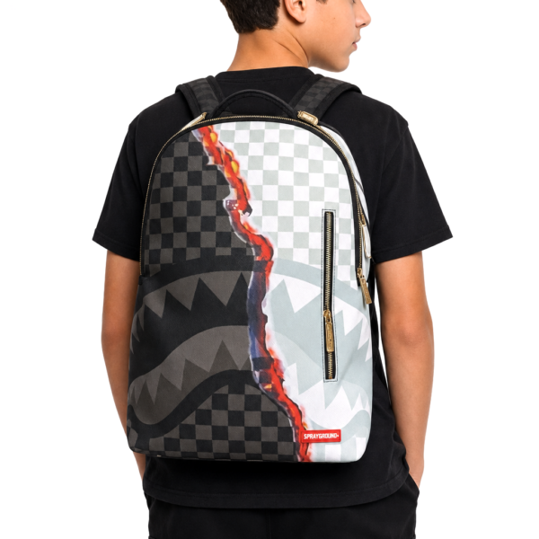 תיק גב Sprayground Torn Check White